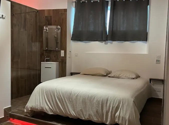 La Pres Gare Apartment *